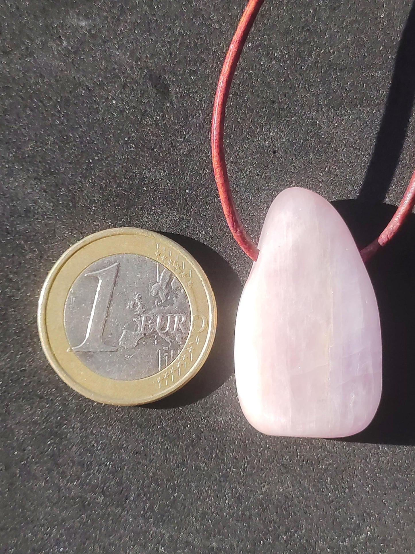 Kunzite A - Collier de pierres précieuses Pierre de guérison Rose Rose Rareté Homme Femme Chanceux HIPPIE GOA Boho Tibet Ethnique Naturel Rareté Cadeau Lui Son Homme Femme