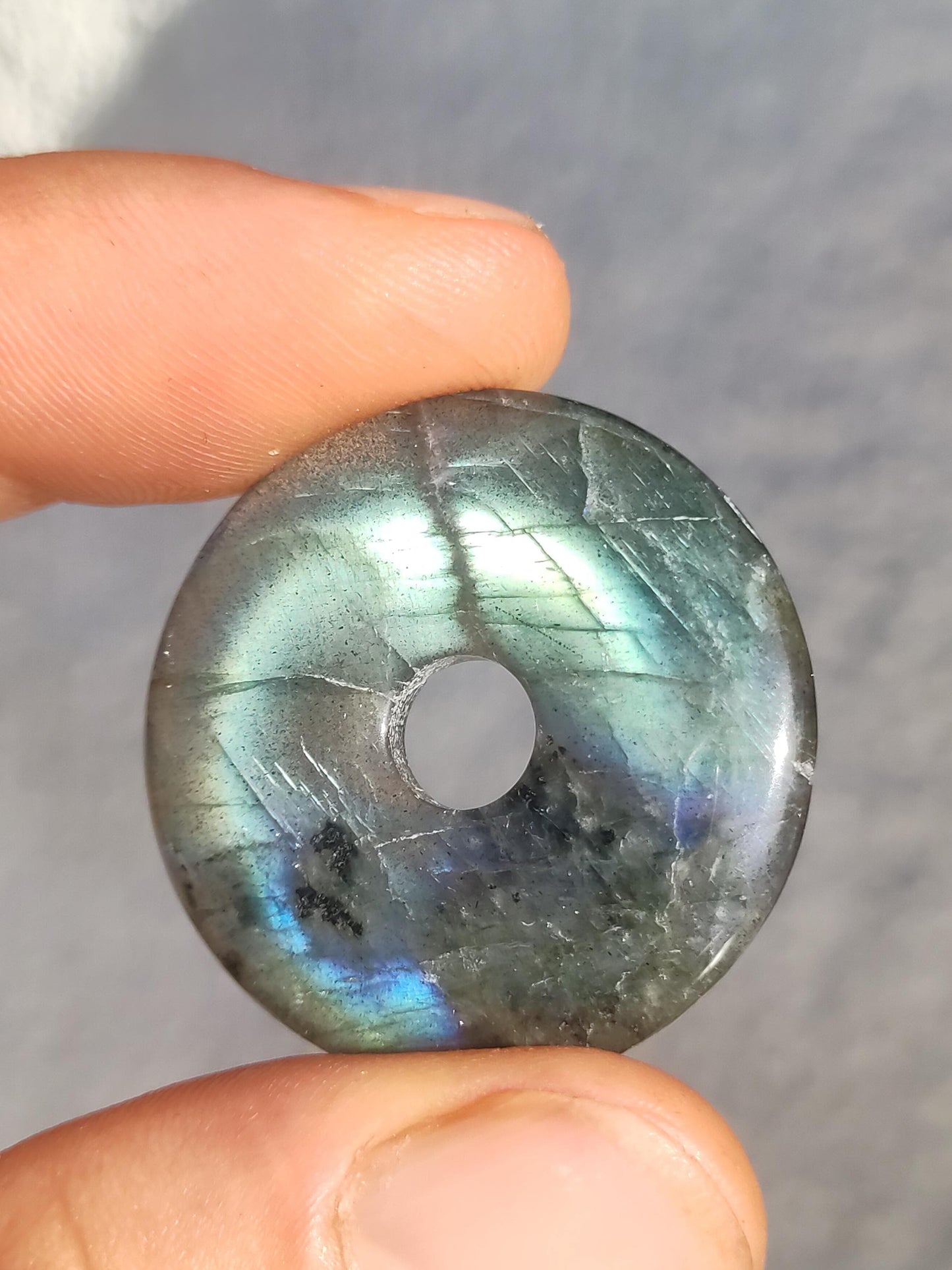 Labradorite ~ Donut 30mm ~ Collier de pierres précieuses Bleu Chatoyant Rareté Naturelle Protection Symbole Pierre de Guérison Cristal HIPPIE GOA Boho Tibet Ethno