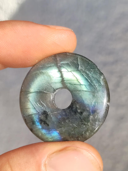 Labradorite ~ Donut 30mm ~ Collier de pierres précieuses Bleu Chatoyant Rareté Naturelle Protection Symbole Pierre de Guérison Cristal HIPPIE GOA Boho Tibet Ethno