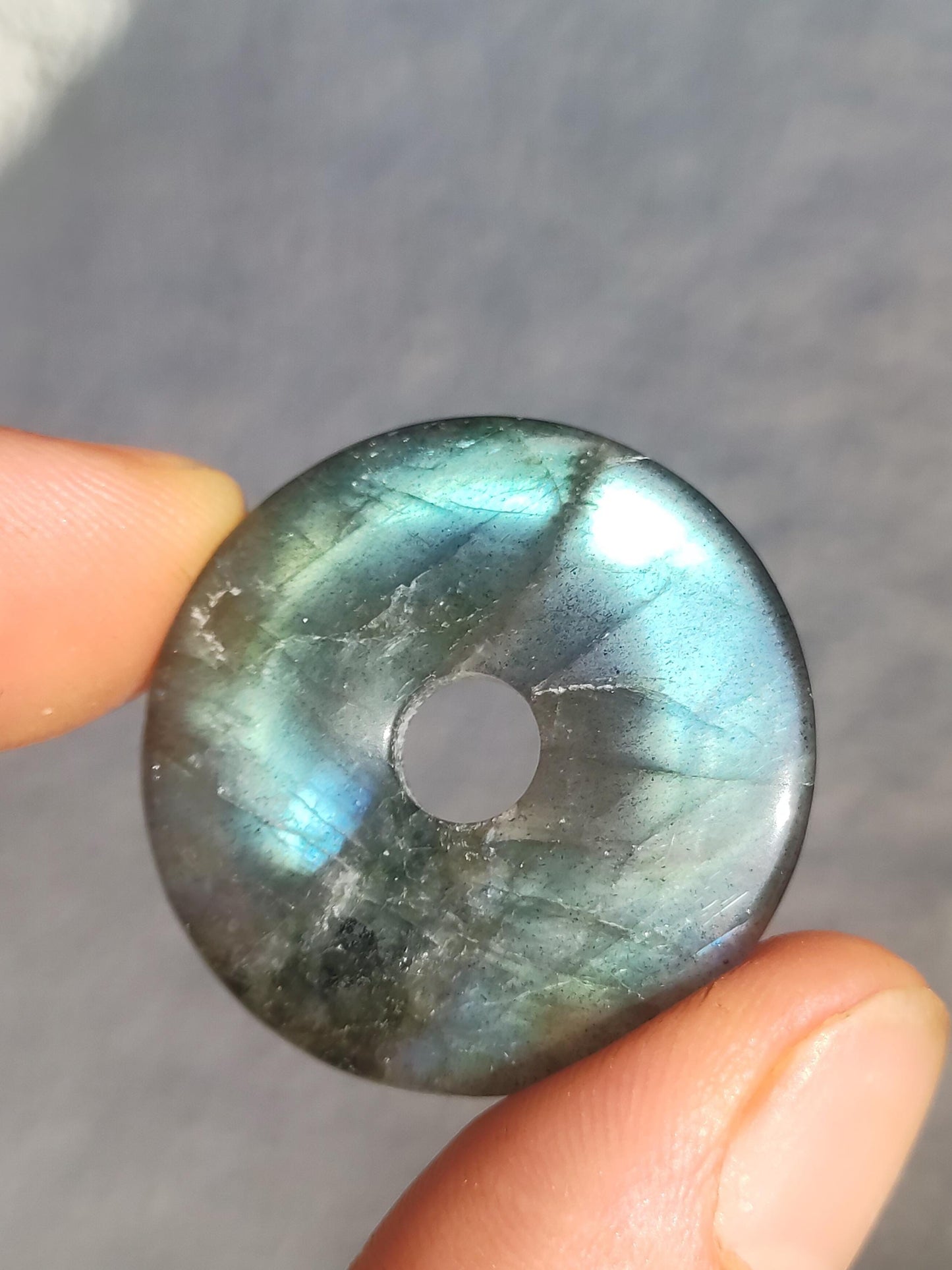 Labradorite ~ Donut 30mm ~ Collier de pierres précieuses Bleu Chatoyant Rareté Naturelle Protection Symbole Pierre de Guérison Cristal HIPPIE GOA Boho Tibet Ethno