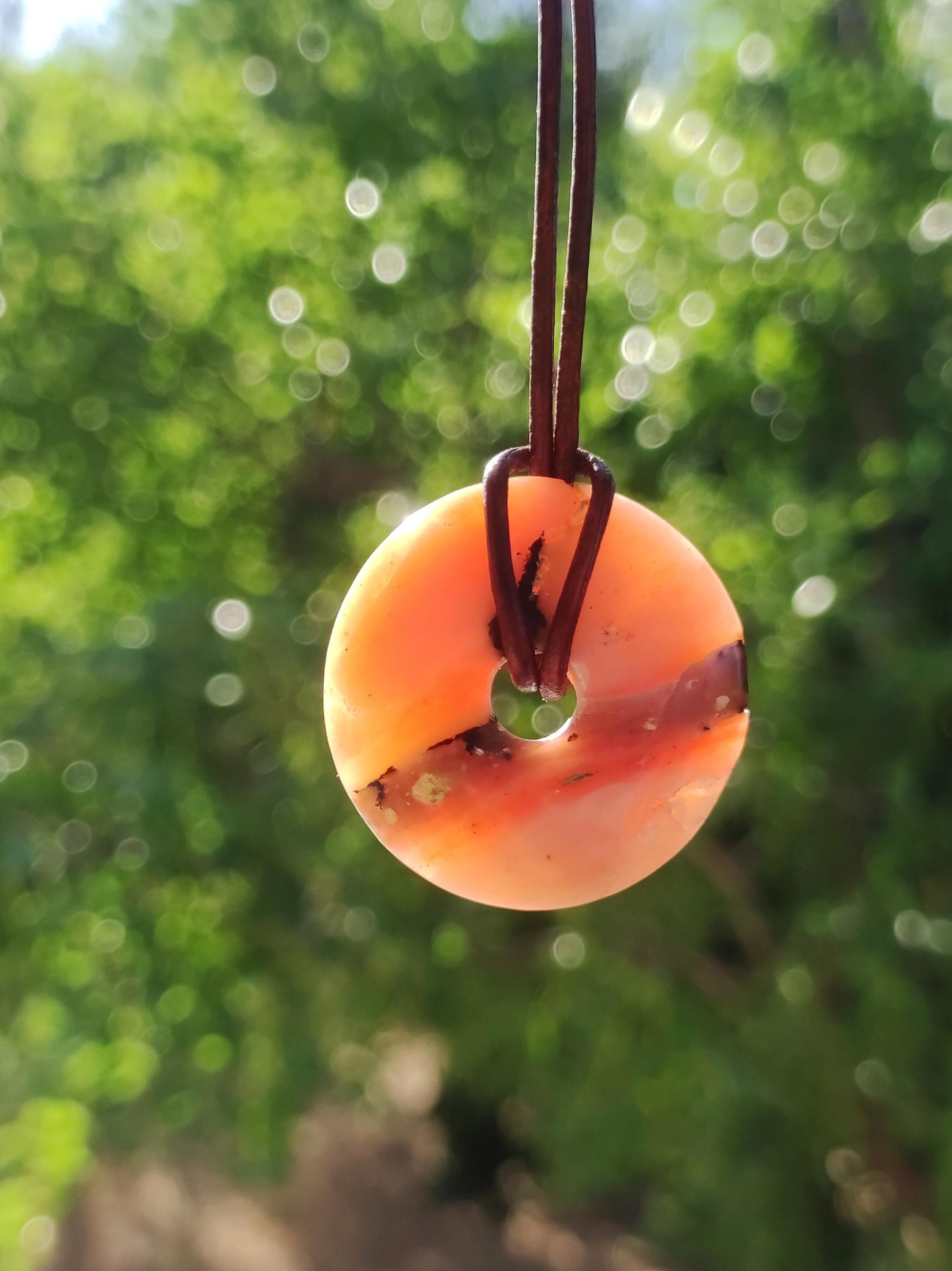 Opale andine rose - Collier de pierres précieuses HIPPIE GOA Boho Tibet Ethno Nature Donut Pierre de guérison Rareté Hommes Femmes Cadeau Pendentif He She Unique