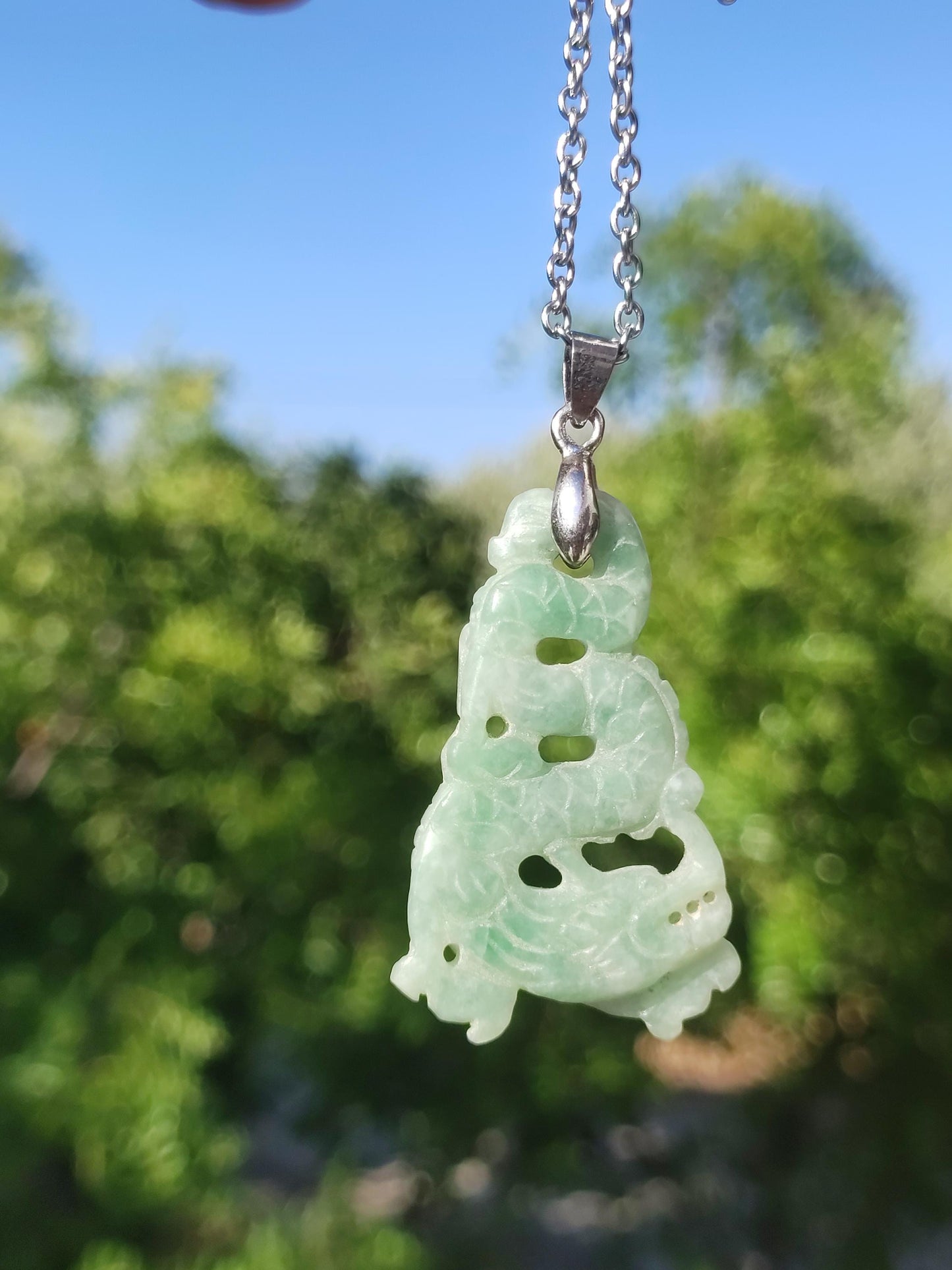 Birmanie Jade Un dragon de qualité *Rarité* Collier de pierres précieuses HIPPIE Boho Ethnique Pierre de guérison naturelle Rareté Bijoux en cristal Pendentif Nature Power Stone