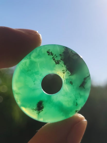 Chrysoprase Gemstone Donut Necklace Green Natural GOA Boho Hippie Ethnic Protection Symbol Healing Stone Collector Unique Man Woman He She Gift Pendant