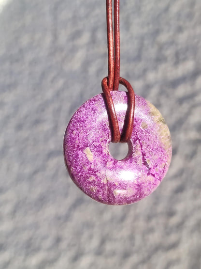 Stichtite + Serpentine ~ Gemstone Donut Necklace Pi Disc Protection Symbol Purple Violet HIPPIE Chakra Boho Ethno Healing Stone Festival Purple Rarity