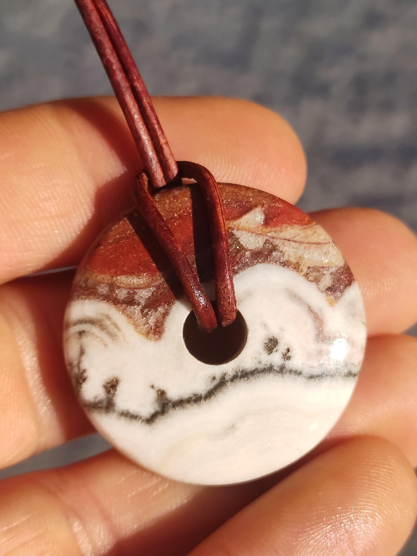 Red River Sunset Calcite ~ Donut Gemstone Collier Rond Cercle HIPPIE GOA Boho Ethno Nature Healing Stone Galaxy Universe Mica Power Stone River