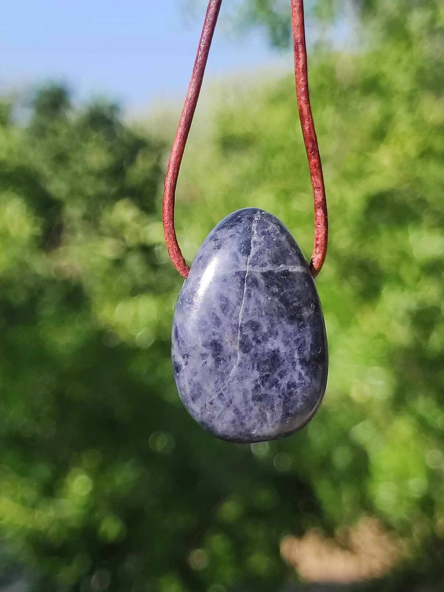 Saphir - collier de pierres précieuses pierre de guérison bleu nature cadeau homme femme il son père fils mère chance énergie chakra protection rareté collectionneur rare