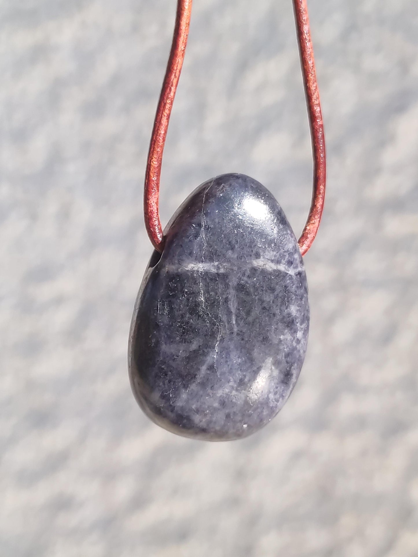 Saphir - collier de pierres précieuses pierre de guérison bleu nature cadeau homme femme il son père fils mère chance énergie chakra protection rareté collectionneur rare