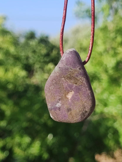 Purpurite - collier de pierres précieuses violettes, pierre de guérison naturelle, protection, chance, homme, femme, il, elle, ami, mère, chance, HIPPIE, rareté, cadeau, pendentif unique