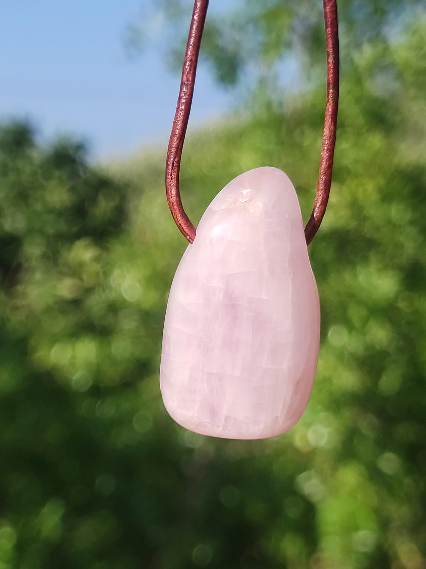 Kunzite A - Collier de pierres précieuses Pierre de guérison Rose Rose Rareté Homme Femme Chanceux HIPPIE GOA Boho Tibet Ethnique Naturel Rareté Cadeau Lui Son Homme Femme