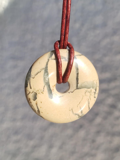Serpentine ~ Donut 30mm ~ Collier de pierres précieuses ~HIPPIE ~GOA ~Boho ~Tibet ~Ethno ~Nature ~Donut ~Symbole de protection ~Pierre de guérison
