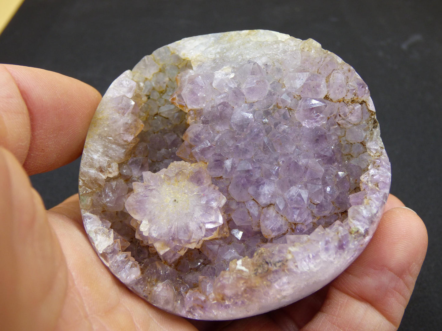 Amethyst Achat Geode Kugel ~ Magische Edelstein Deko Kristall Stufe Sphere Heilstein lila Energie Wohnen Rarität Sammler Geschenk