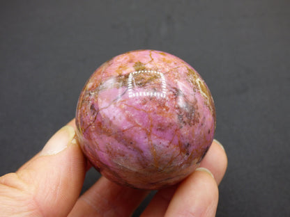 Kobalt Calcit Kugel *Rarität* rosa Pink Kristall Edelstein Deko Haus Sammler Geschenk Er Sie Mann Frau Freund Mineral Selten Heilstein