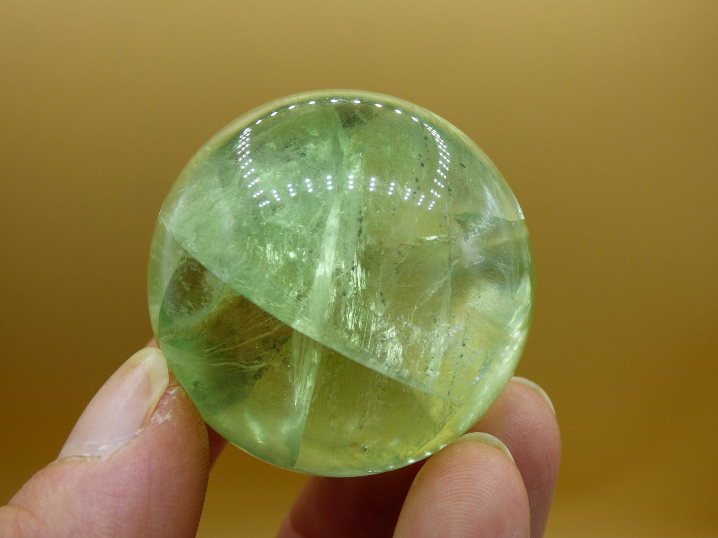 Fluorit A grün ~ Magische Edelstein Kugel Deko Sphere Meditation Sammler Kristall Heilstein Natur Qualität Geschenk Er Sie Mann Frau Wohnen