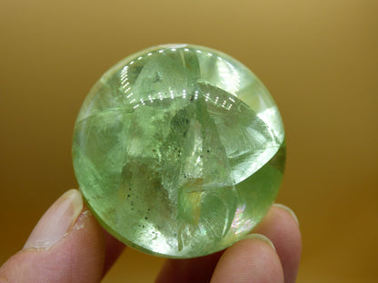 Fluorit A grün ~ Magische Edelstein Kugel Deko Sphere Meditation Sammler Kristall Heilstein Natur Qualität Geschenk Er Sie Mann Frau Wohnen