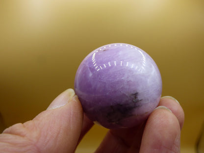 Kunzit A ~ Edelstein Kugel Deko Sphere Haus Wohn Kristall HIPPIE Heilstein Rarität Selten Frau Mann Geschenk Er Sie
