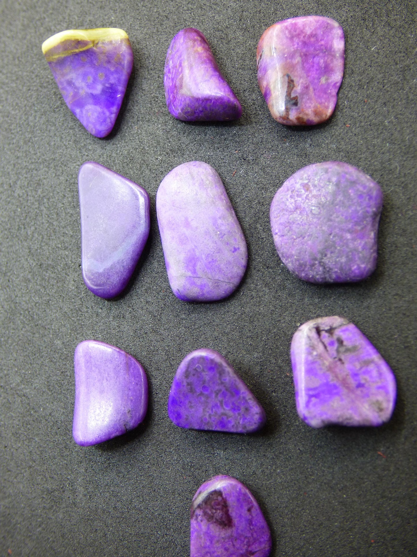 Sugilite ~ pierre décorative pierre de guérison méditation énergie pierre précieuse tambour pierre cristal énergie minérale violet rose investissement investissement naturel