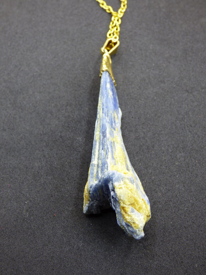 Kyanite / Cyanite / Disthene Sapparite Raw ~ Collier de pierres précieuses ~HIPPIE ~GOA ~Boho ~Ethno ~Nature ~Pierre de guérison
