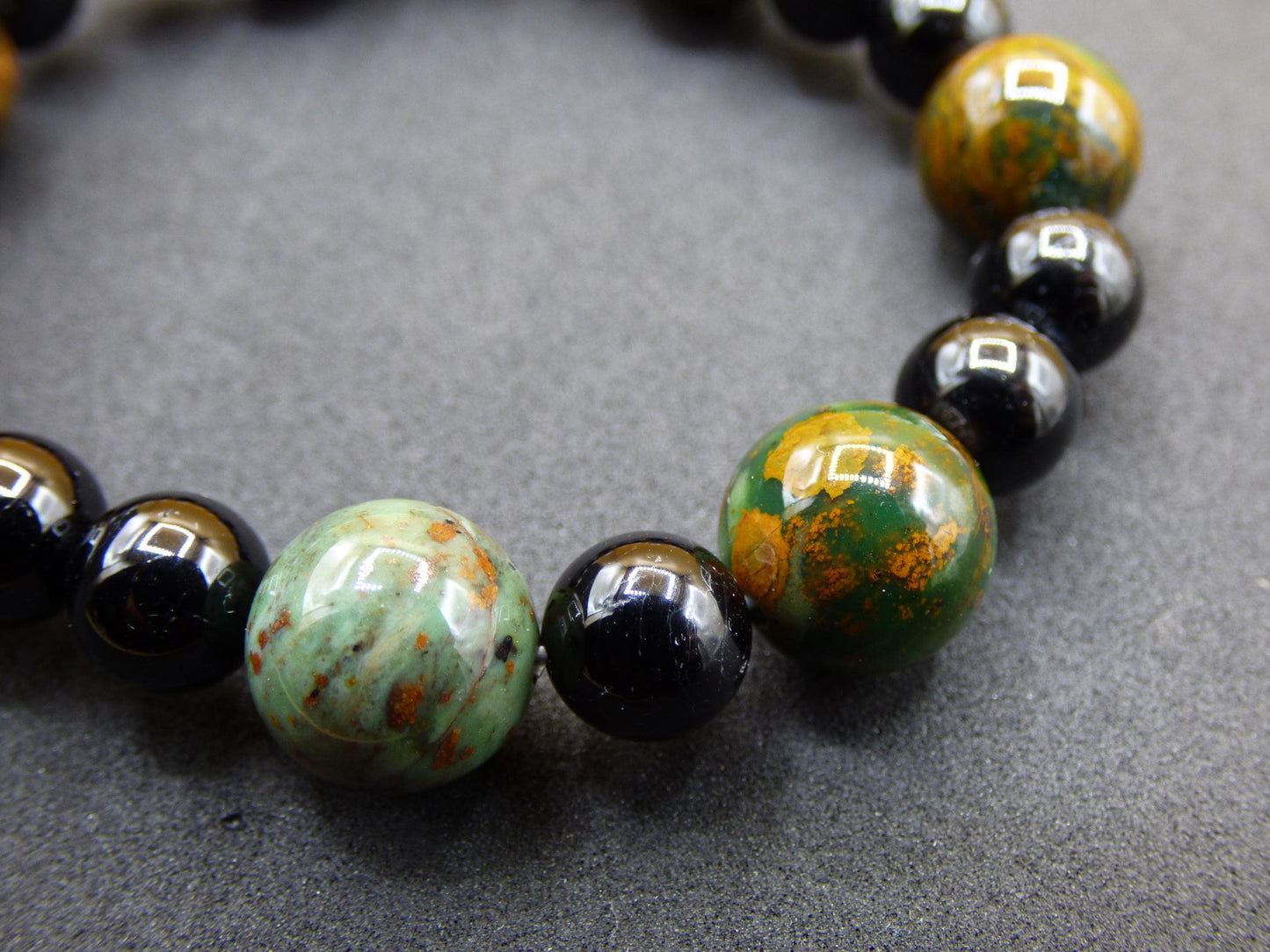 grüner Opal + Turmalin schwarz (Schorl)- Edelstein Armband Stretch Perlen Geschenk Glück Mann Frau Kind Er Sie Freund Energie Chakra