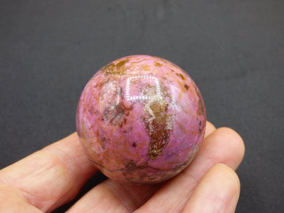 Kobalt Calcit Kugel *Rarität* rosa Pink Kristall Edelstein Deko Haus Sammler Geschenk Er Sie Mann Frau Freund Mineral Selten Heilstein