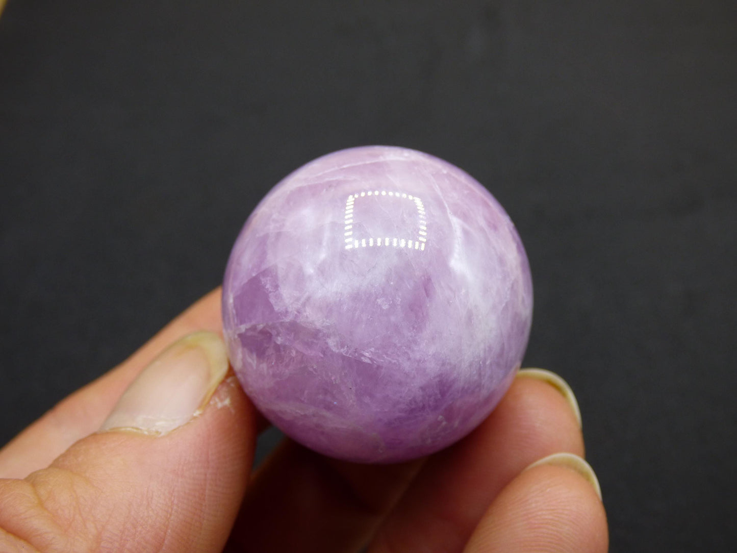 Kunzit A rosa Schimmer Flash ~ Edelstein Kugel Deko Sphere Haus Wohn Kristall HIPPIE Heilstein Rarität Selten Geschenk Frau Geschenk Er Sie