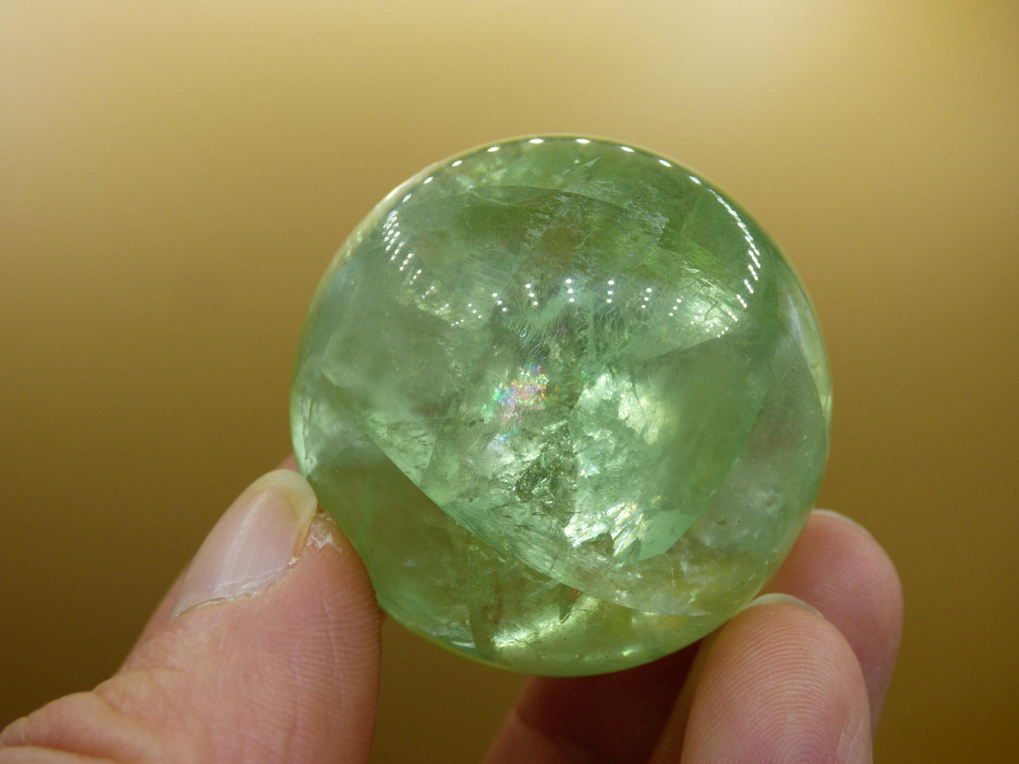 Fluorit A grün ~ Magische Edelstein Kugel Deko Sphere Meditation Sammler Kristall Heilstein Natur Qualität Geschenk Er Sie Mann Frau Wohnen