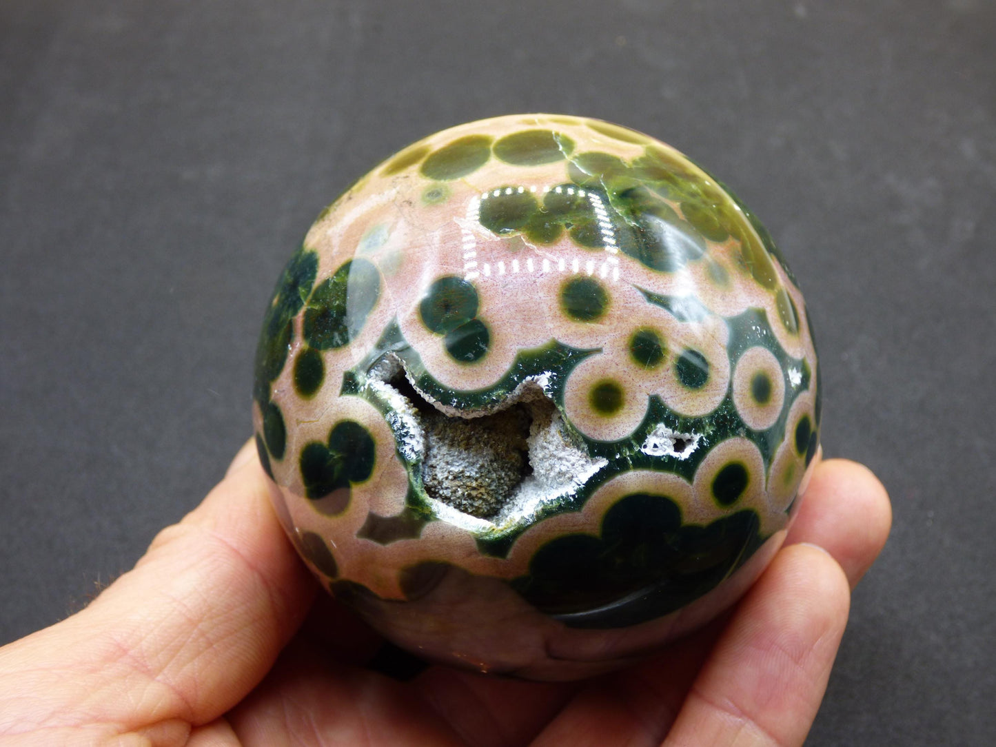 Sphère de jaspe océanique orbiculaire XXL à 8 veines, qualité AAA, vert et rouge - Pierre précieuse naturelle aux vertus curatives, cristal décoratif, cadeau idéal pour lui/elle, homme/femme, énergie, rare