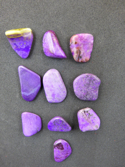 Sugilite ~ pierre décorative pierre de guérison méditation énergie pierre précieuse tambour pierre cristal énergie minérale violet rose investissement investissement naturel