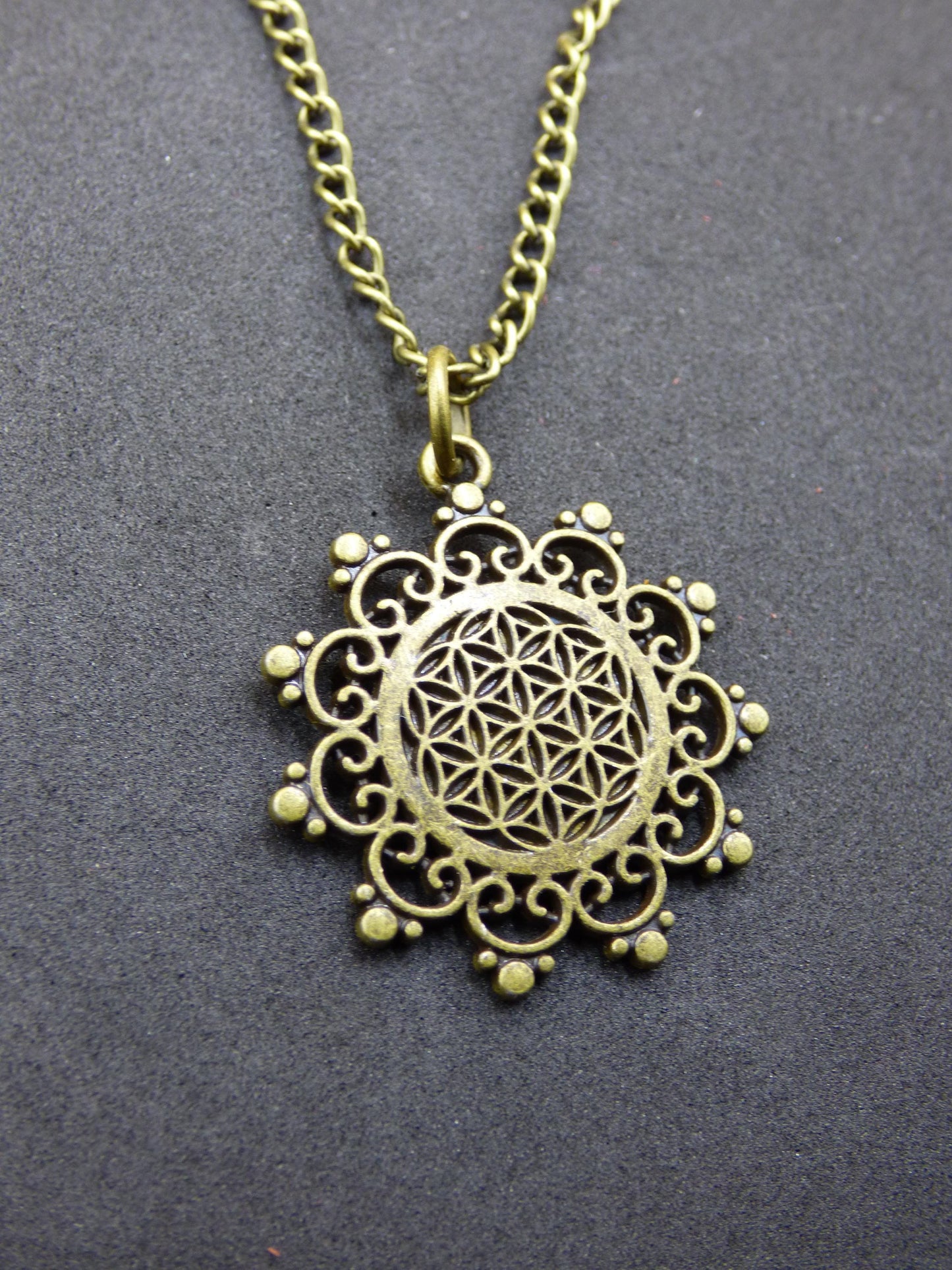 Collier Mandala Fleur de Vie « Fleur / Graine de Vie » Bronze Antique Cadeau pour petite amie, mère, fille, bonheur, hippie, vintage