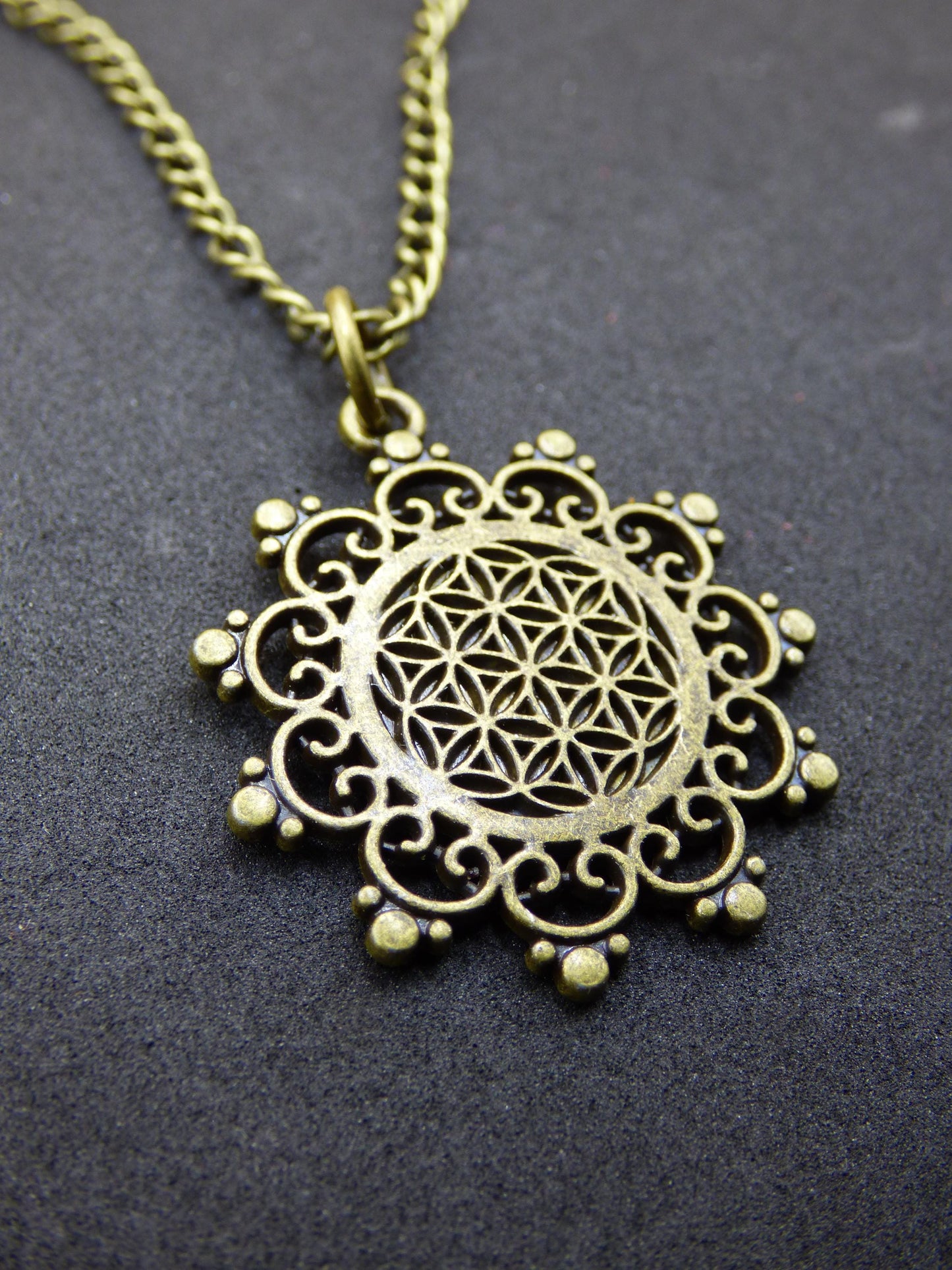 Collier Mandala Fleur de Vie « Fleur / Graine de Vie » Bronze Antique Cadeau pour petite amie, mère, fille, bonheur, hippie, vintage