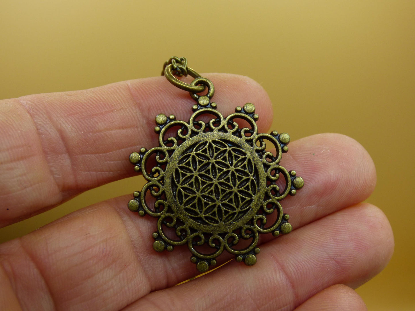 Collier Mandala Fleur de Vie « Fleur / Graine de Vie » Bronze Antique Cadeau pour petite amie, mère, fille, bonheur, hippie, vintage