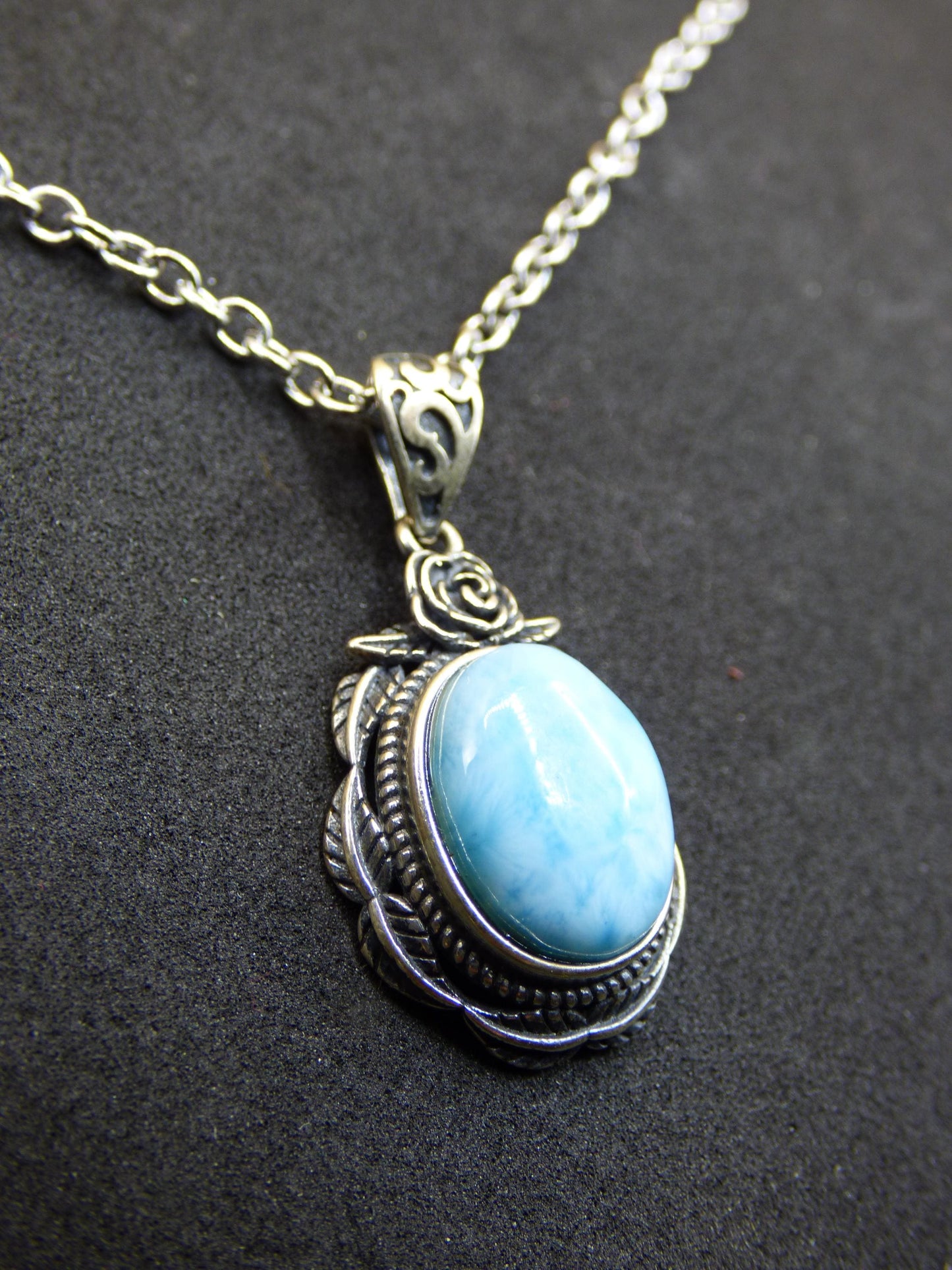 Larimar Un collier de pierres précieuses 925 Sterling Silver Femme Bijoux Noble Antique Vintage Guérison Pierre Rareté Mer Ciel Bleu Cadeau Femme Petite Amie