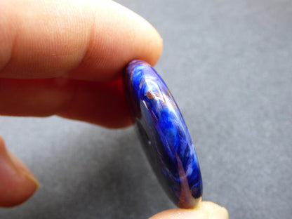 Sugilite &amp; Richterite Bustamite Protection Donut Gemstone Crystal Healing Stone Rareté Rare Collector Sugilite rouge bleu violet pendentif rond cadeau