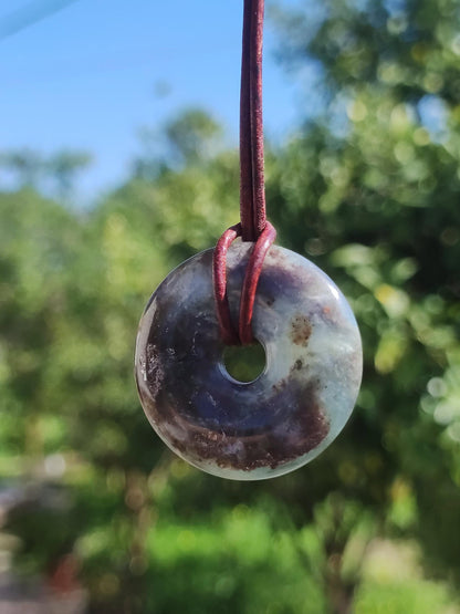 Opale Andine Opale Noir Bleu ~ Collier de pierres précieuses Boho Ethno Nature Donut Protection Symbole Guérison Pierre Matrice Collecteur Minéral Rareté Homme Femme