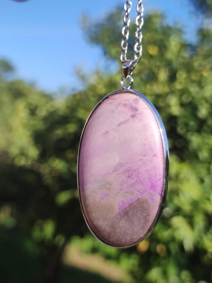 XL Sugilite / Sugilite including 925 silver setting, purple lilac gemstone necklace, natural healing stone, energy rarity, man, woman, he/she, gift, elegant