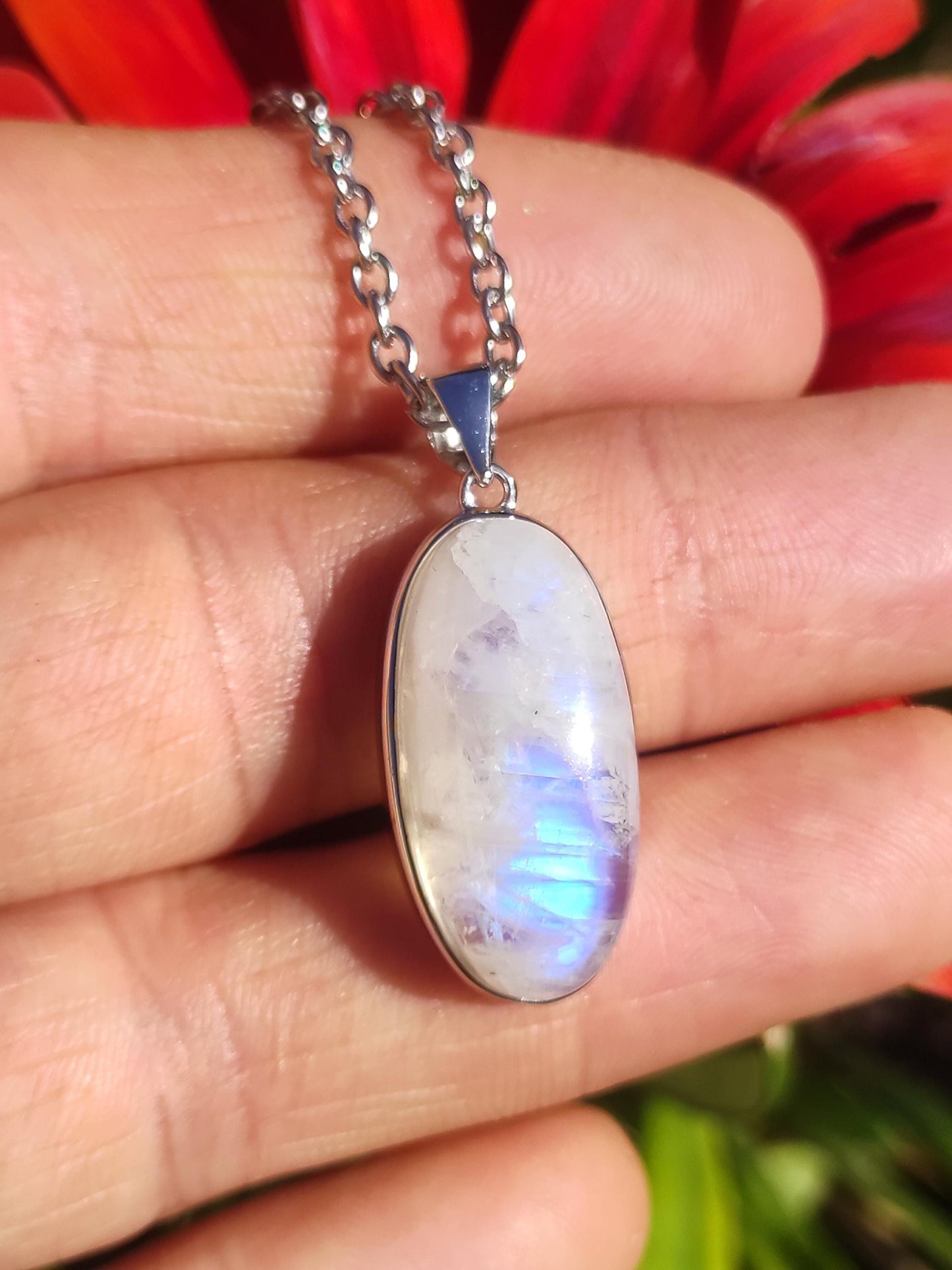 Collier en argent sterling 925 avec pierre de lune et pierres précieuses bleues scintillantes, pierre de guérison rare et unique, précieuse et naturelle, idéal pour un homme, une femme ou un ami.