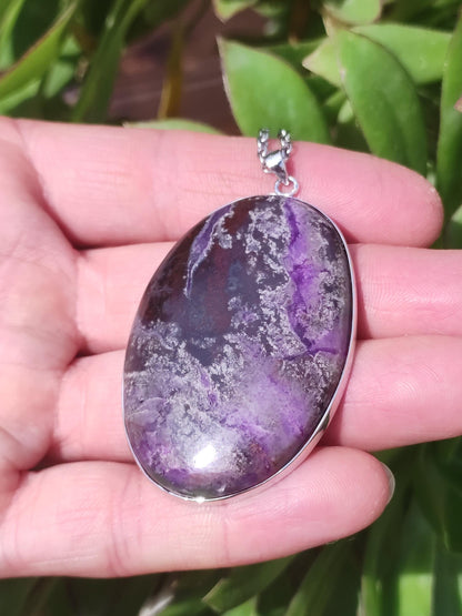 XL Sugilite / Sugilite including 925 silver setting, purple lilac gemstone necklace, natural healing stone, energy rarity, man, woman, he/she, gift, elegant