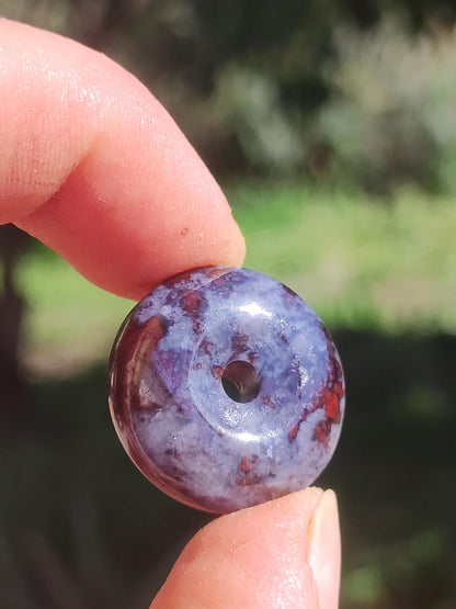 Sugilite Richterite Bustamite Protective Donut Gemstone Crystal Healing Stone Rare Collector's Item Sugilite red blue purple pendant round gift