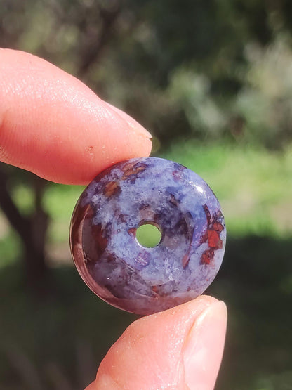 Sugilite Richterite Bustamite Protective Donut Gemstone Crystal Healing Stone Rare Collector's Item Sugilite red blue purple pendant round gift