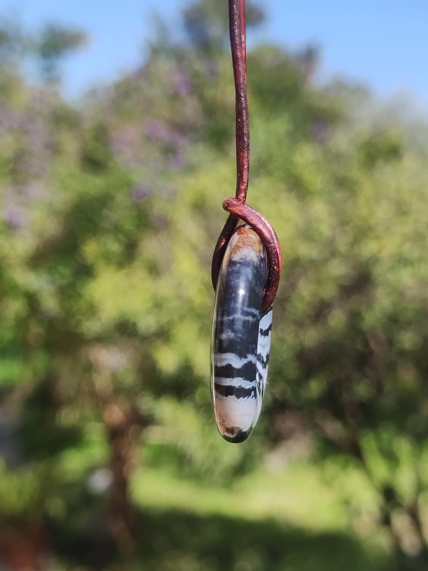 Collier donut en agate noire 30 mm - pierre précieuse homme femme père mère fille ami pierre de guérison bijoux porte-bonheur hippie nature rareté cadeau