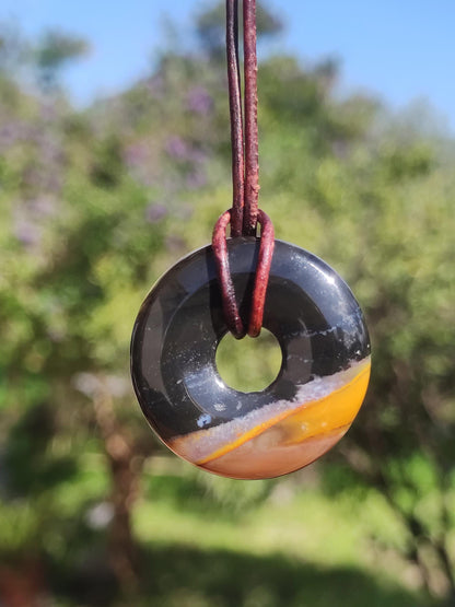 Collier donut en agate noire 30 mm - pierre précieuse homme femme père mère fille ami pierre de guérison bijoux porte-bonheur hippie nature rareté cadeau
