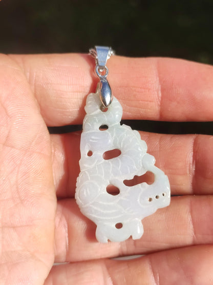 Birmanie Jade Un dragon de qualité *Rarité* Collier de pierres précieuses HIPPIE Boho Ethnique Pierre de guérison naturelle Rareté Bijoux en cristal Pendentif Nature Power Stone