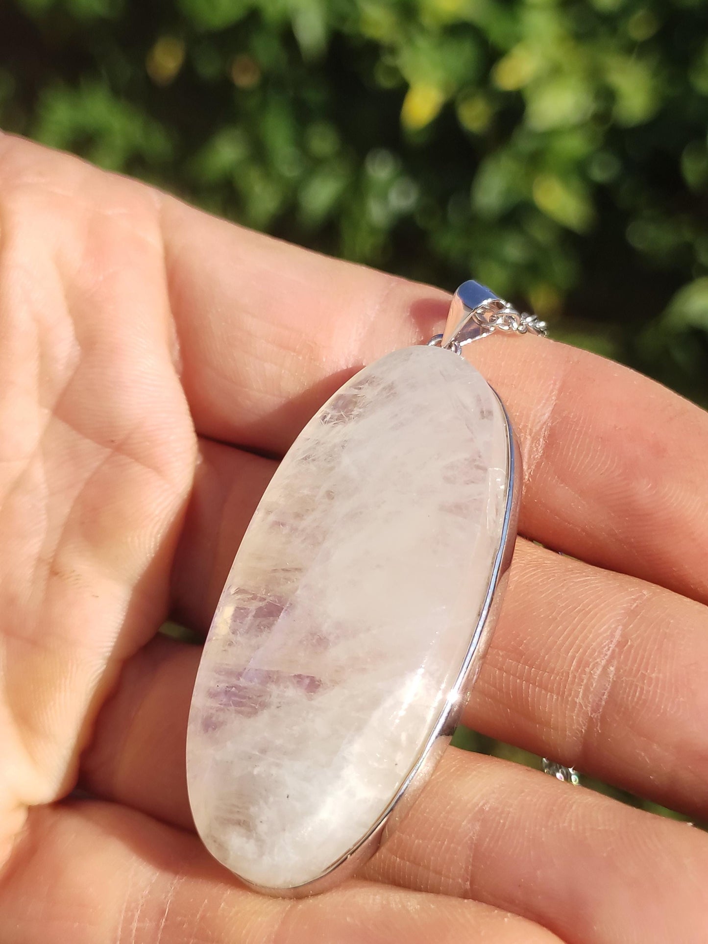 Collier en argent sterling 925 avec pierre de lune et pierres précieuses bleues scintillantes, pierre de guérison rare et unique, précieuse et naturelle, idéal pour un homme, une femme ou un ami.