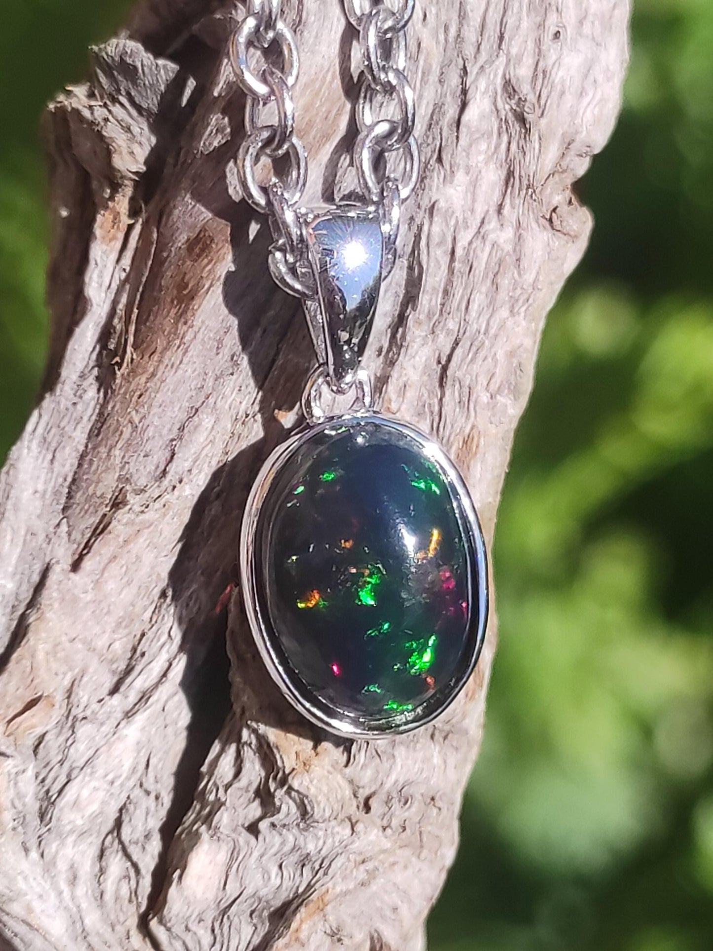 AAA Opale noir éthiopien argent 925 - Collier pierre précieuse coloré rareté pierre naturelle de soin cristaux pendentif homme femme cadeau elle lui pierre précieuse