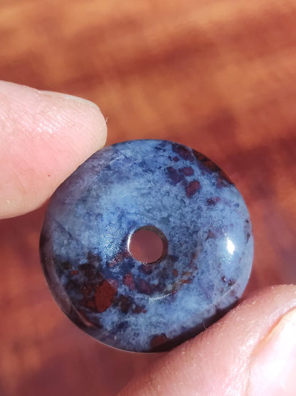 Sugilite Richterite Bustamite Protective Donut Gemstone Crystal Healing Stone Rare Collector's Item Sugilite red blue purple pendant round gift