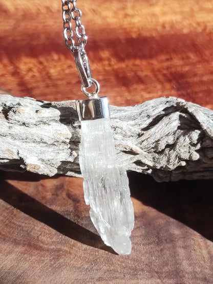 Hiddenite AAA *Rarité* ~ Argent sterling 925 ~ Collier de pierres précieuses ~HIPPIE ~GOA ~Boho ~Ethno ~Nature ~Pierre de guérison
