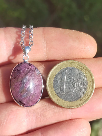Sugilite / Sugilite avec monture en argent 925 collier de pierres précieuses violettes pierre de guérison naturelle énergie rareté homme femme lui son cadeau noble de haute qualité
