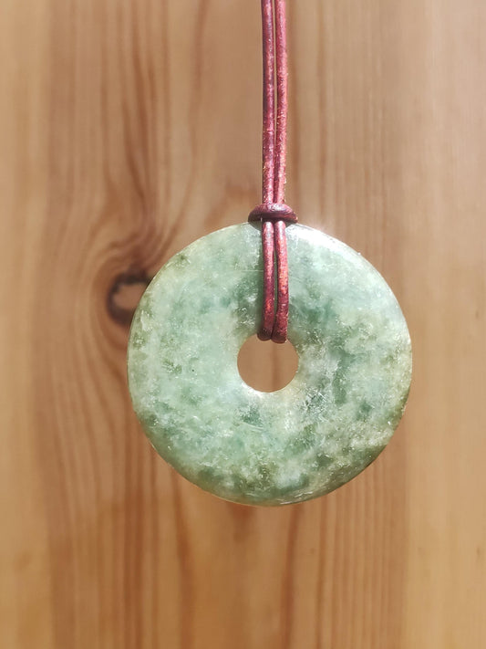 40mm Burma Jade *Rarität* ~ Edelstein Kette Mann Frau Natur Heilstein Kraft Energie Rarität Kristall Er Sie Anhänger Natur Geschenk grün
