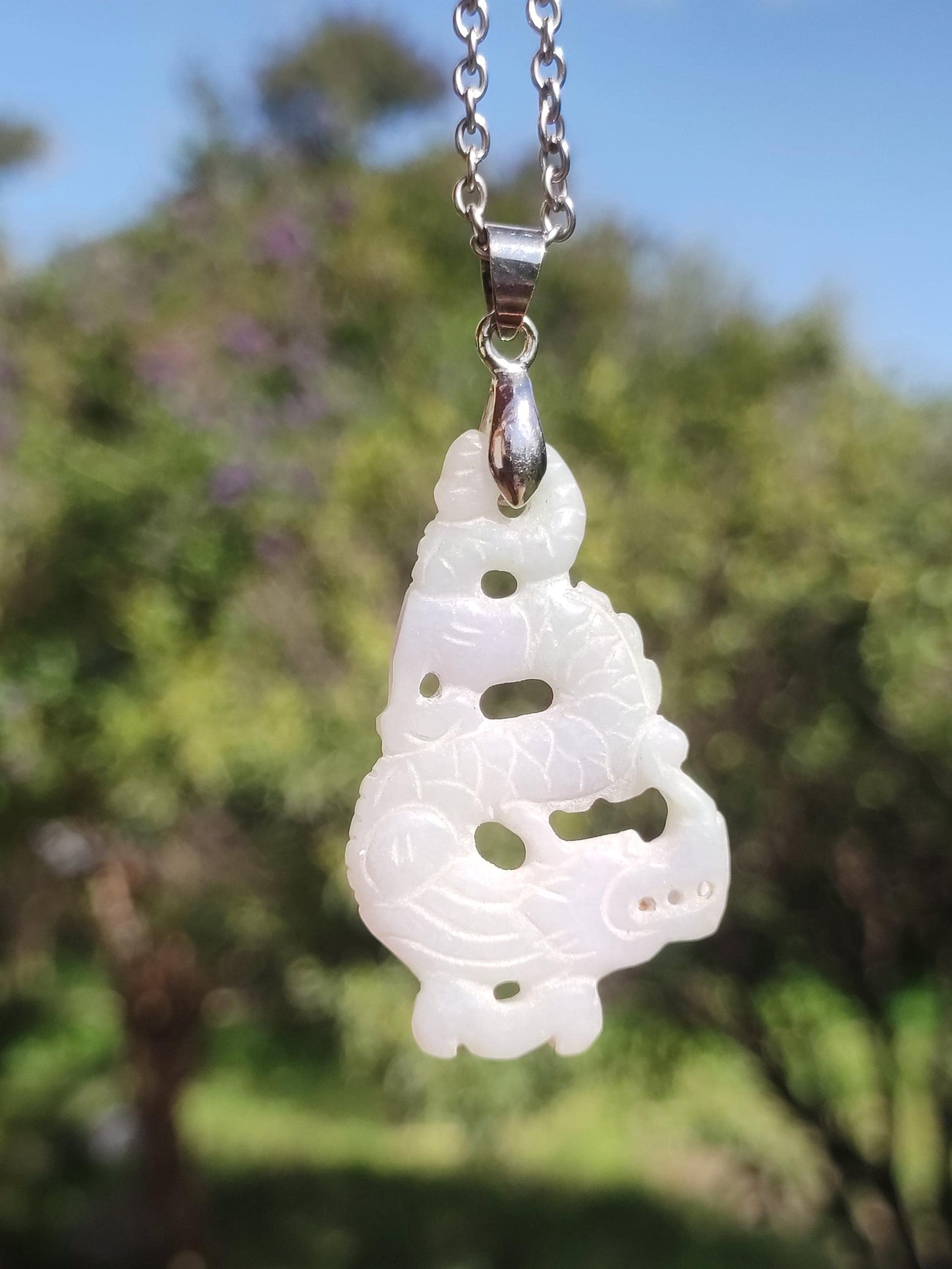 Birmanie Jade Un dragon de qualité *Rarité* Collier de pierres précieuses HIPPIE Boho Ethnique Pierre de guérison naturelle Rareté Bijoux en cristal Pendentif Nature Power Stone
