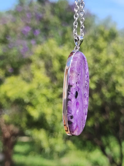 Charoïte AAA - Monture en argent 925 Chaîne pierre précieuse violet lilas Nature Pierre de guérison Énergie Rareté Homme Femme Lui Elle Amie Cadeau Qualité supérieure