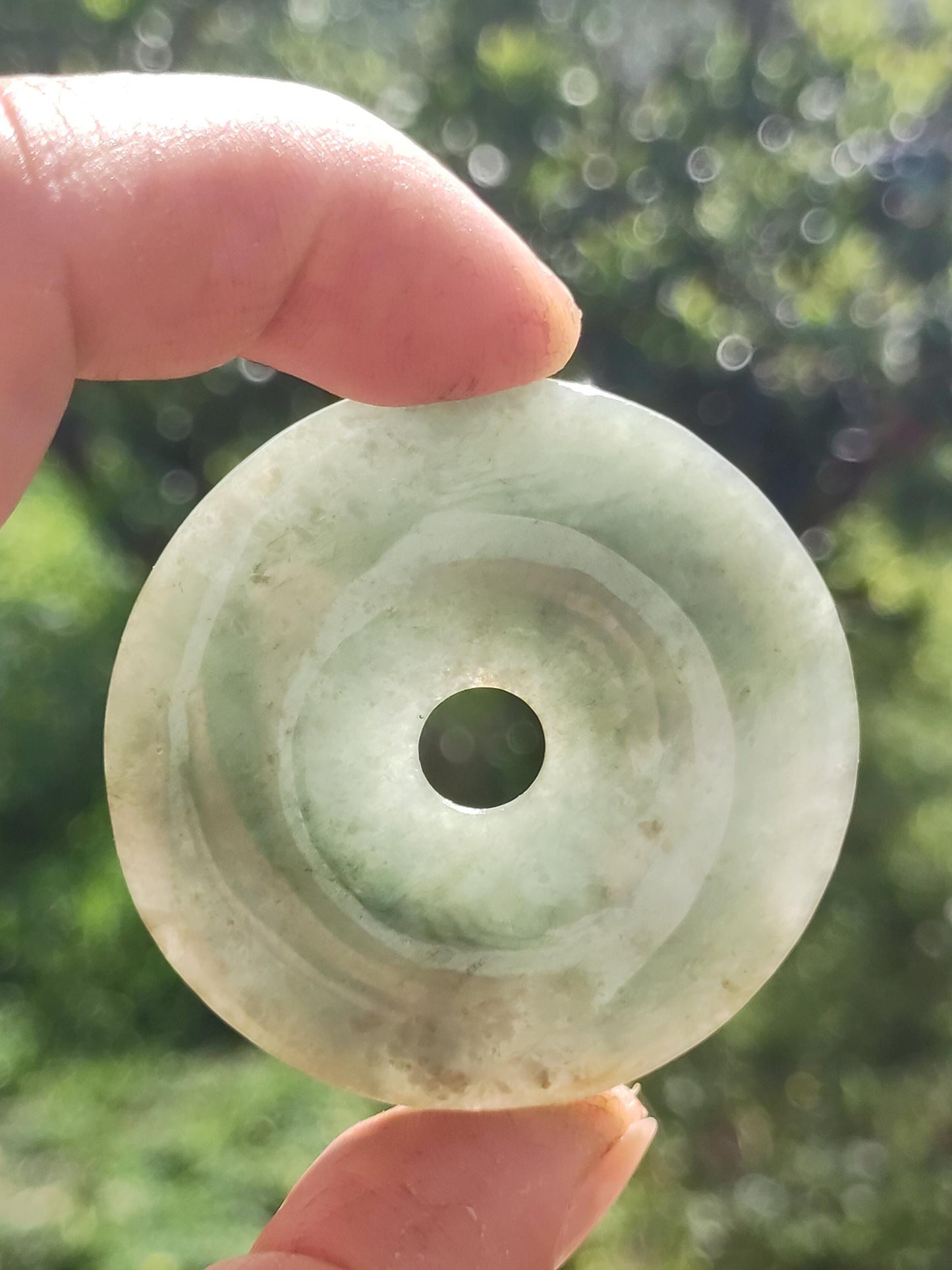 Collier unisexe en jade de Birmanie 50 mm *Rare*, pierre précieuse naturelle aux vertus curatives, symbole de pouvoir et d'énergie. Cristal rare, pendentif, nature, cadeau, vert.